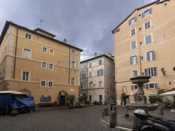 appartamento in affitto a Roma in zona Parione/Sant'Eustachio