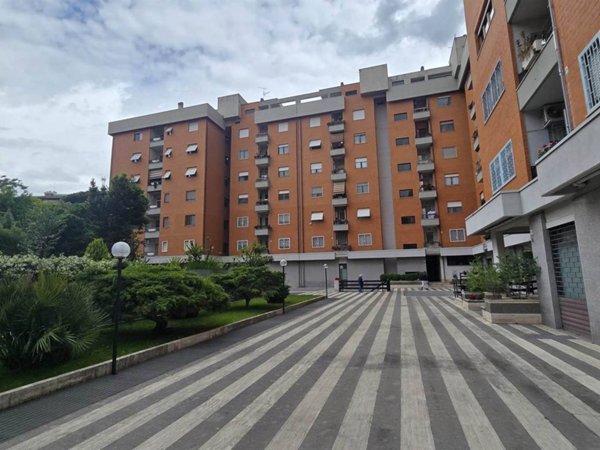 negozio in affitto a Roma in zona Salario