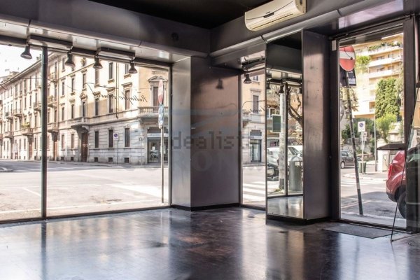locale commerciale in affitto a Roma