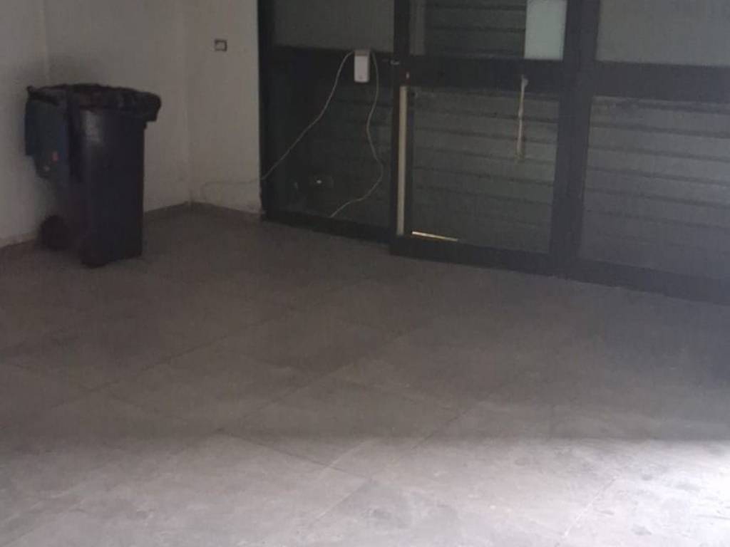 negozio in affitto a Roma in zona Alessandrino