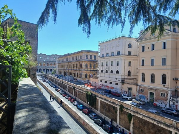 ufficio in affitto a Roma in zona Rione Monti/Campitelli