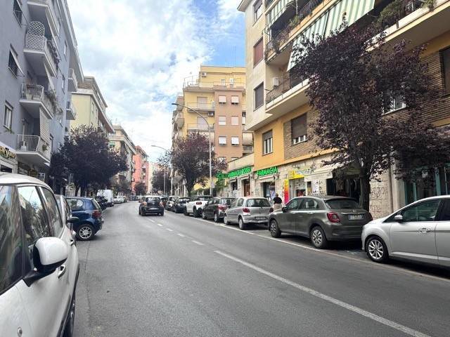 negozio in affitto a Roma in zona Gianicolense