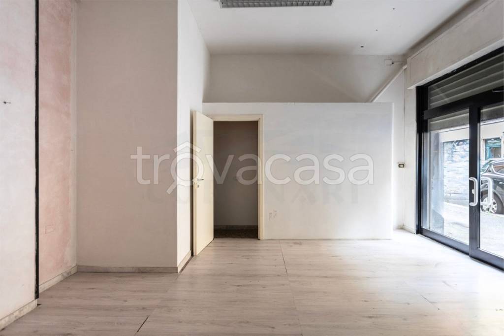 negozio in affitto a Roma in zona Prenestino-Labicano
