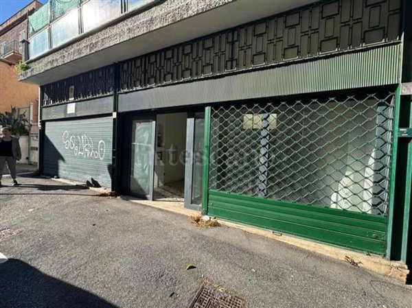 locale commerciale in affitto a Roma in zona Pietralata
