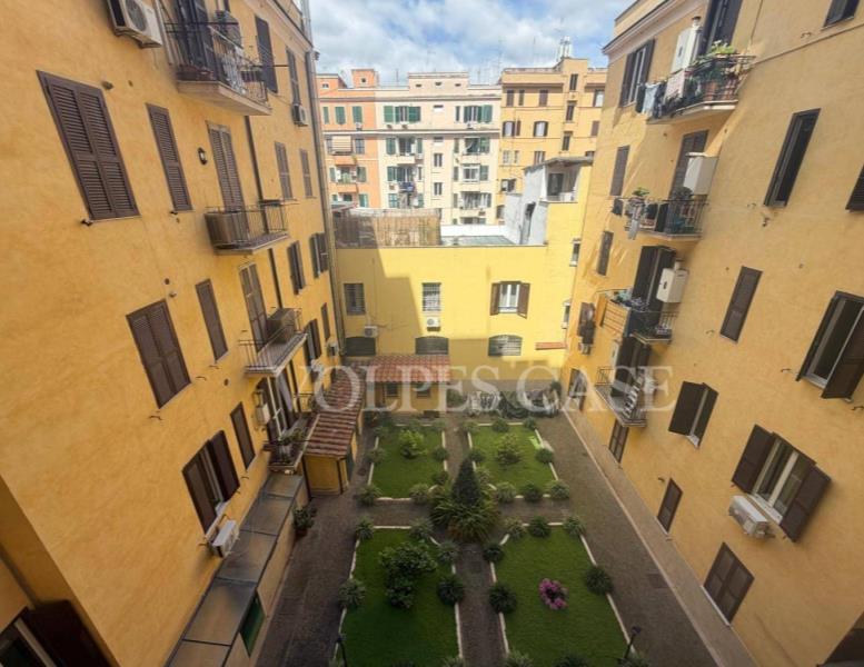 appartamento in affitto a Roma in zona Campo Marzio