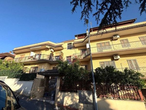 appartamento in affitto a Roma in zona Finocchio