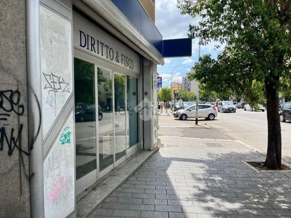 locale commerciale in affitto a Roma in zona Collatino