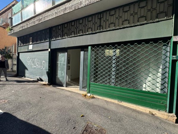 negozio in affitto a Roma in zona Pietralata