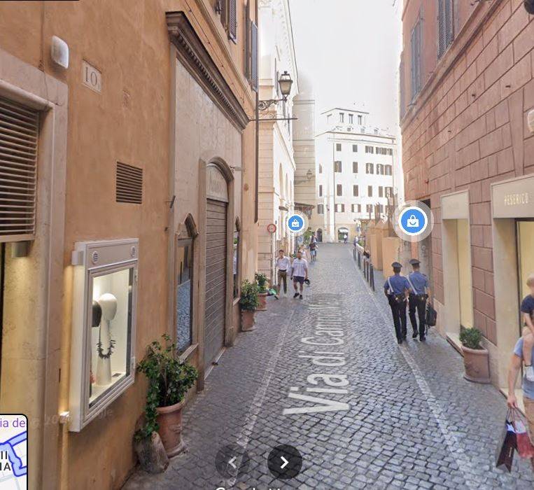 negozio in affitto a Roma in zona Campo Marzio
