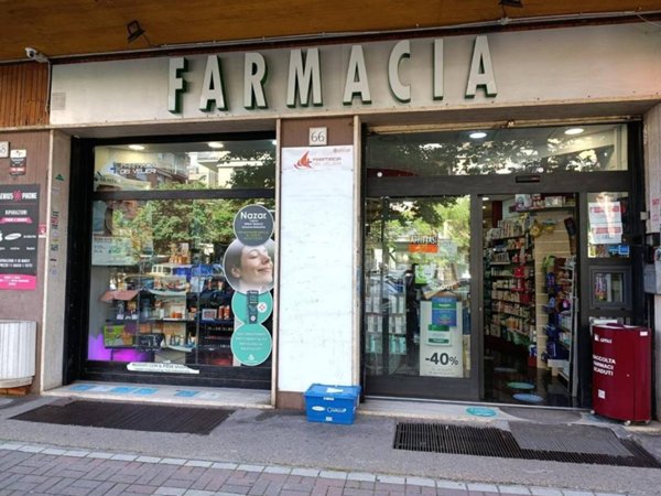 negozio in affitto a Roma in zona Ostia