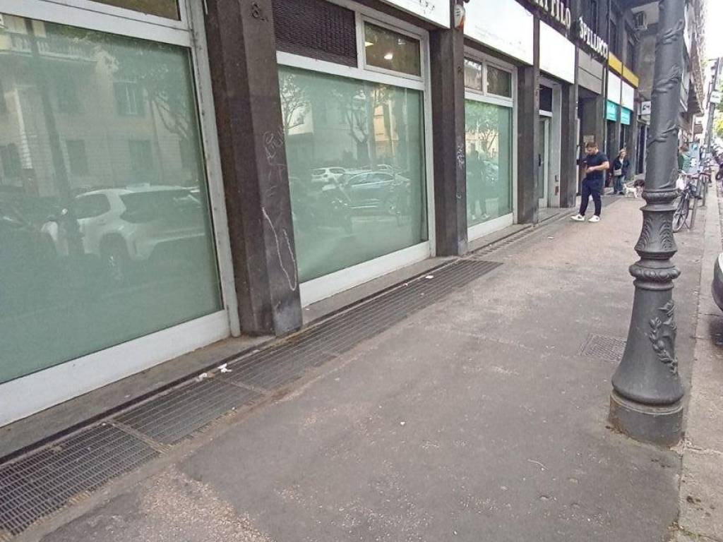 negozio in affitto a Roma