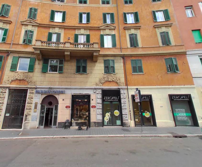 negozio in affitto a Roma