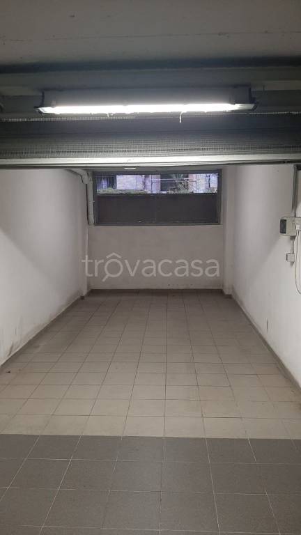 locale di sgombero in affitto a Roma in zona Flaminio
