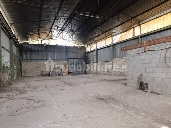 locale di sgombero in affitto a Roma in zona Parioli