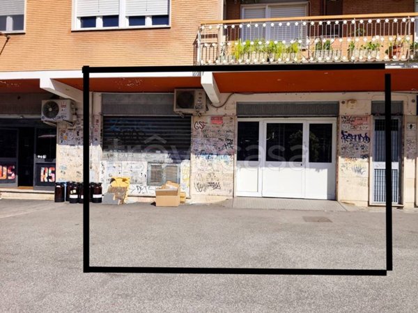 negozio in affitto a Roma in zona Ostiense
