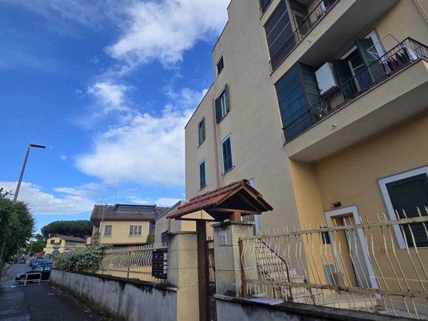negozio in affitto a Roma in zona Ponte Mammolo