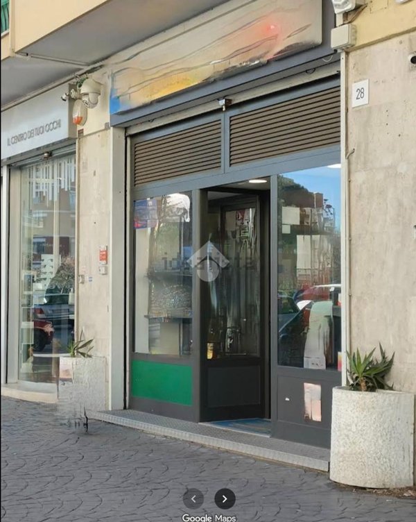 locale commerciale in affitto a Roma in zona Ostia