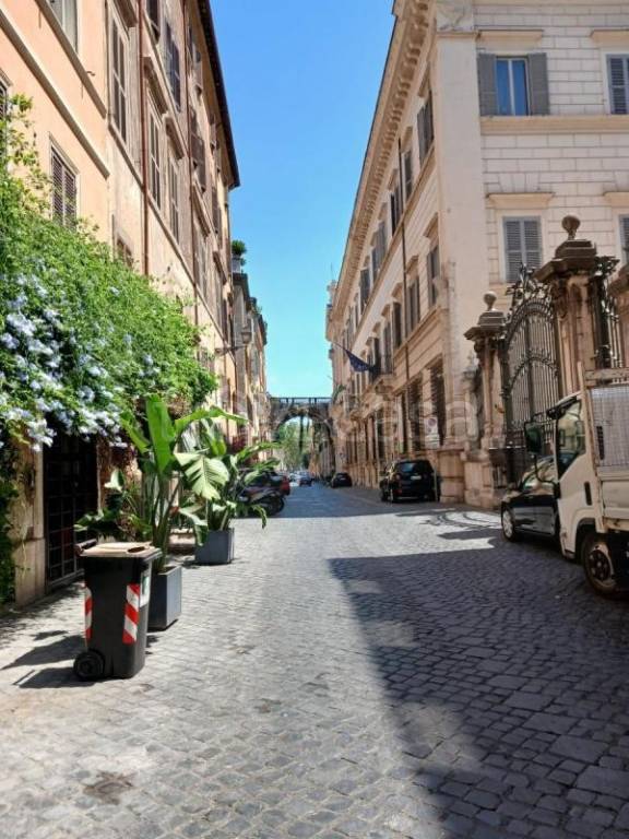 appartamento in affitto a Roma in zona Rione di Ponte