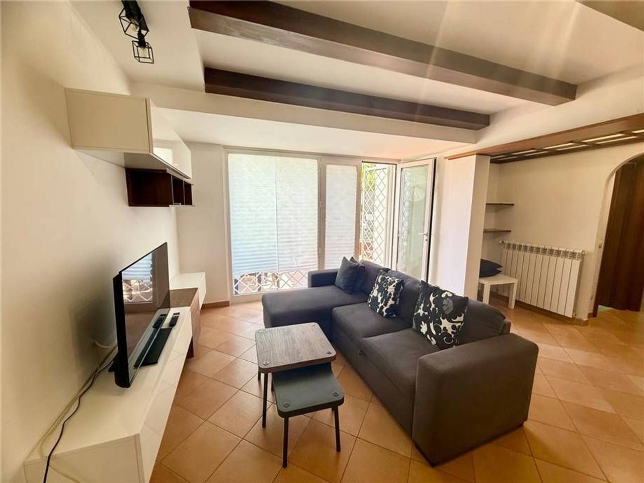 appartamento in affitto a Roma in zona Axa