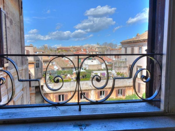 appartamento in affitto a Roma in zona Parione/Sant'Eustachio