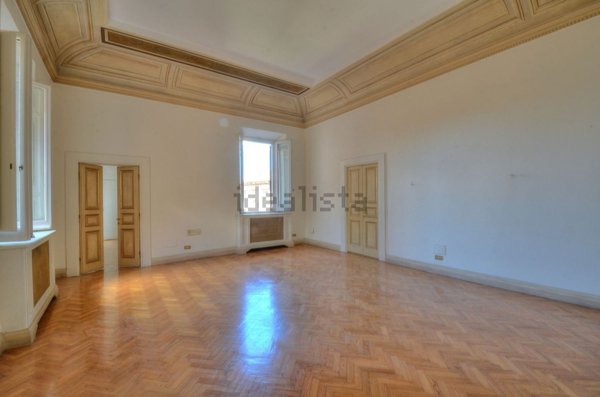 appartamento in affitto a Roma in zona Parione/Sant'Eustachio