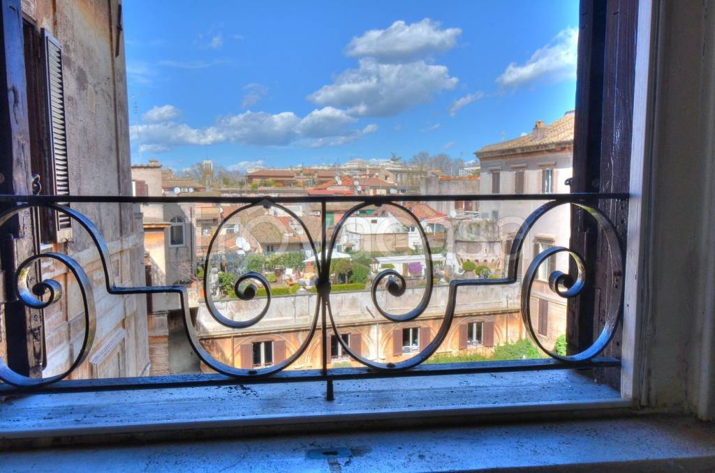 appartamento in affitto a Roma in zona Rione di Ponte