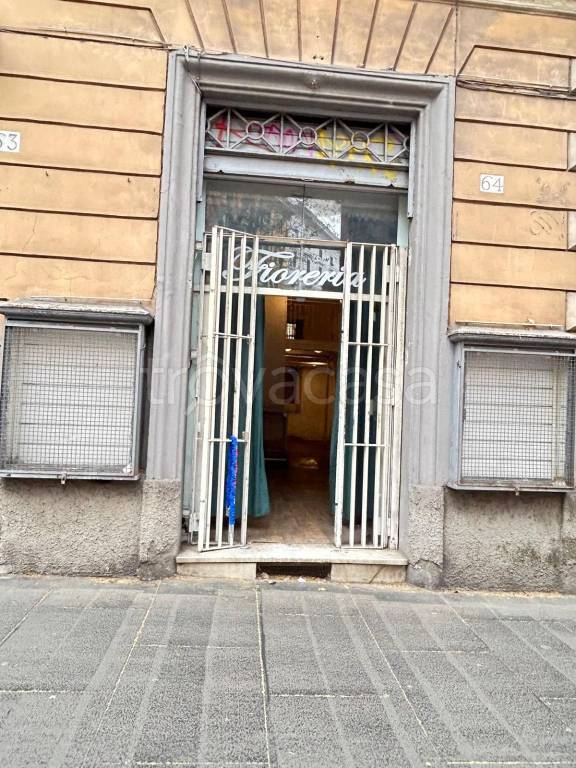 negozio in affitto a Roma in zona Esquilino