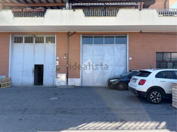 ufficio in affitto a Roma in zona Casal Morena