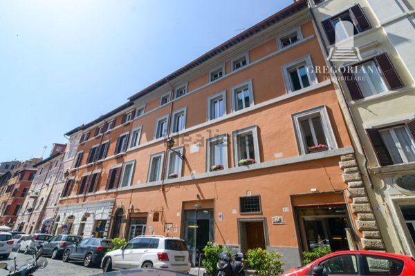 appartamento in affitto a Roma in zona Parione/Sant'Eustachio