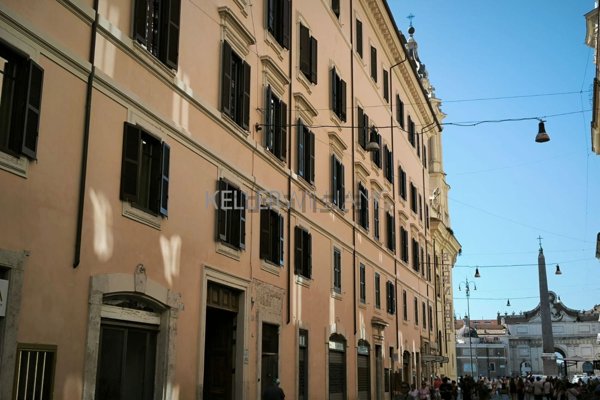 negozio in affitto a Roma in zona Campo Marzio