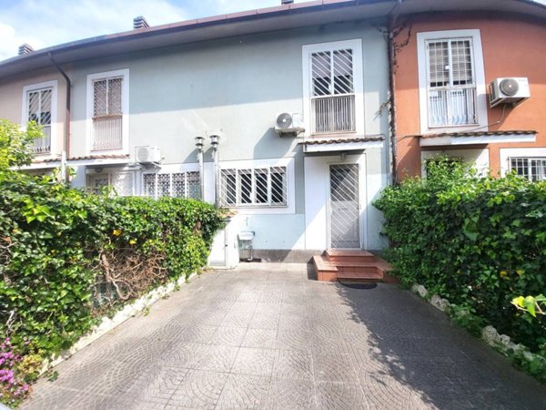 casa indipendente in affitto a Roma in zona Casal Palocco