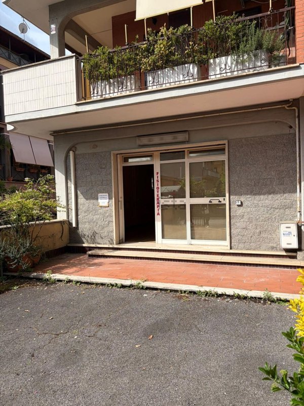 negozio in affitto a Roma in zona Gianicolense