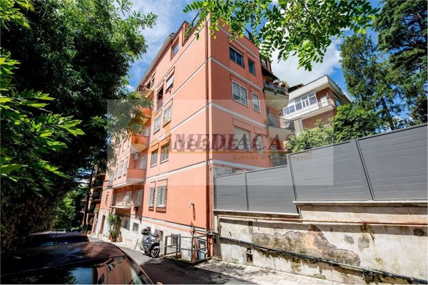 appartamento in affitto a Roma in zona Tomba di Nerone