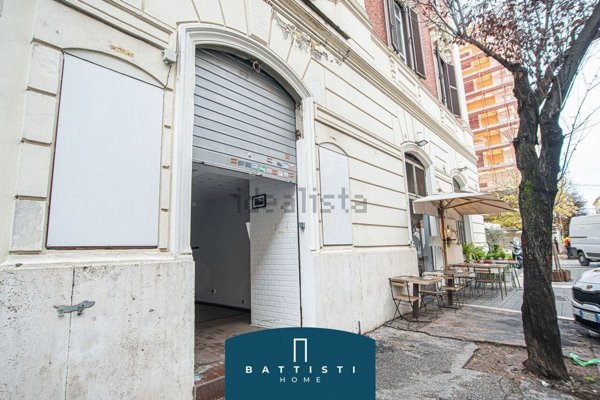 locale commerciale in affitto a Roma in zona Rione Prati