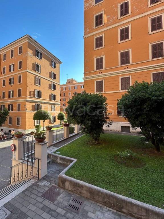 appartamento in affitto a Roma in zona Tuscolano
