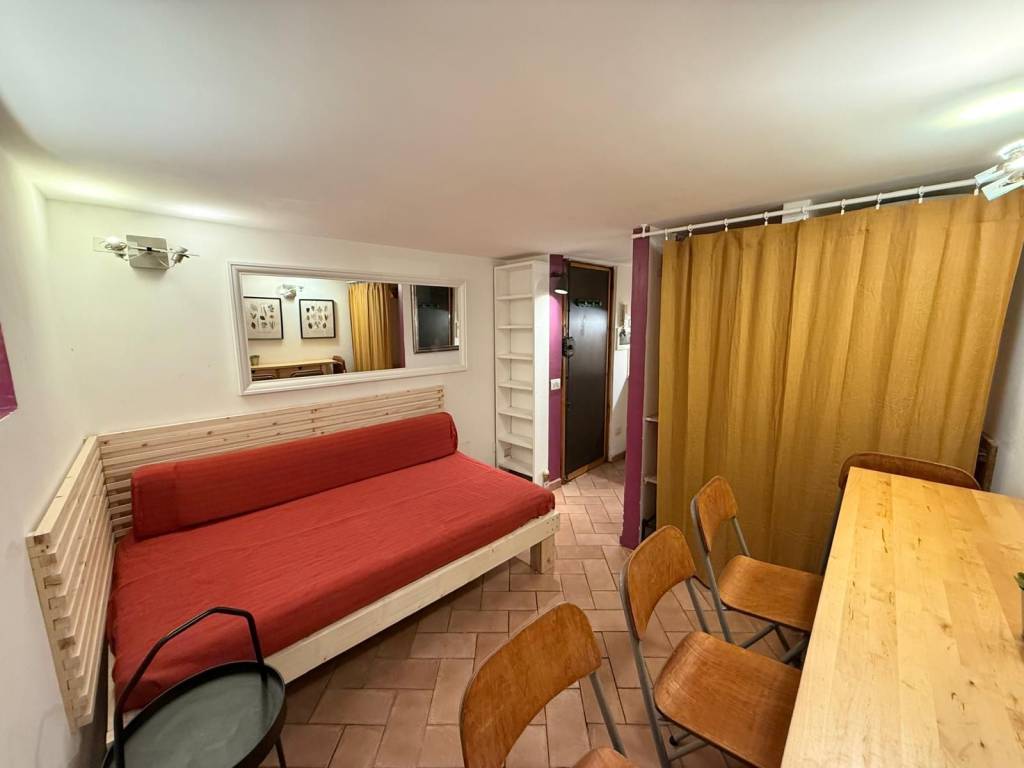 monolocale in affitto a Roma in zona Trastevere