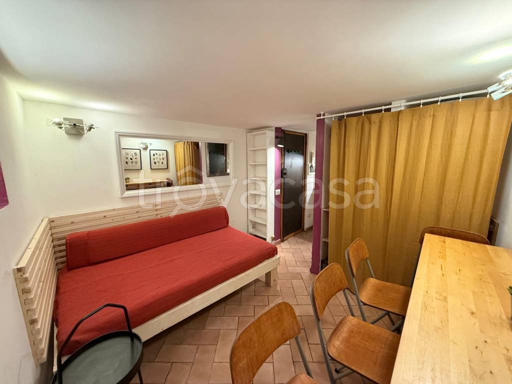 monolocale in affitto a Roma in zona Trastevere