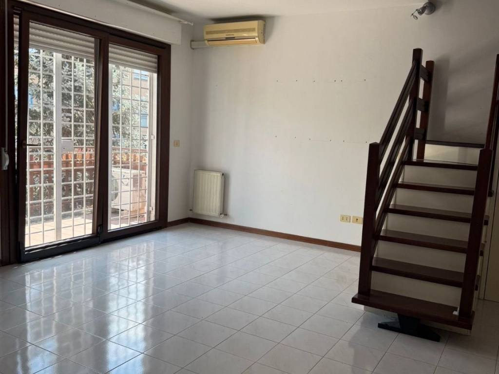 appartamento in affitto a Roma in zona Torrino