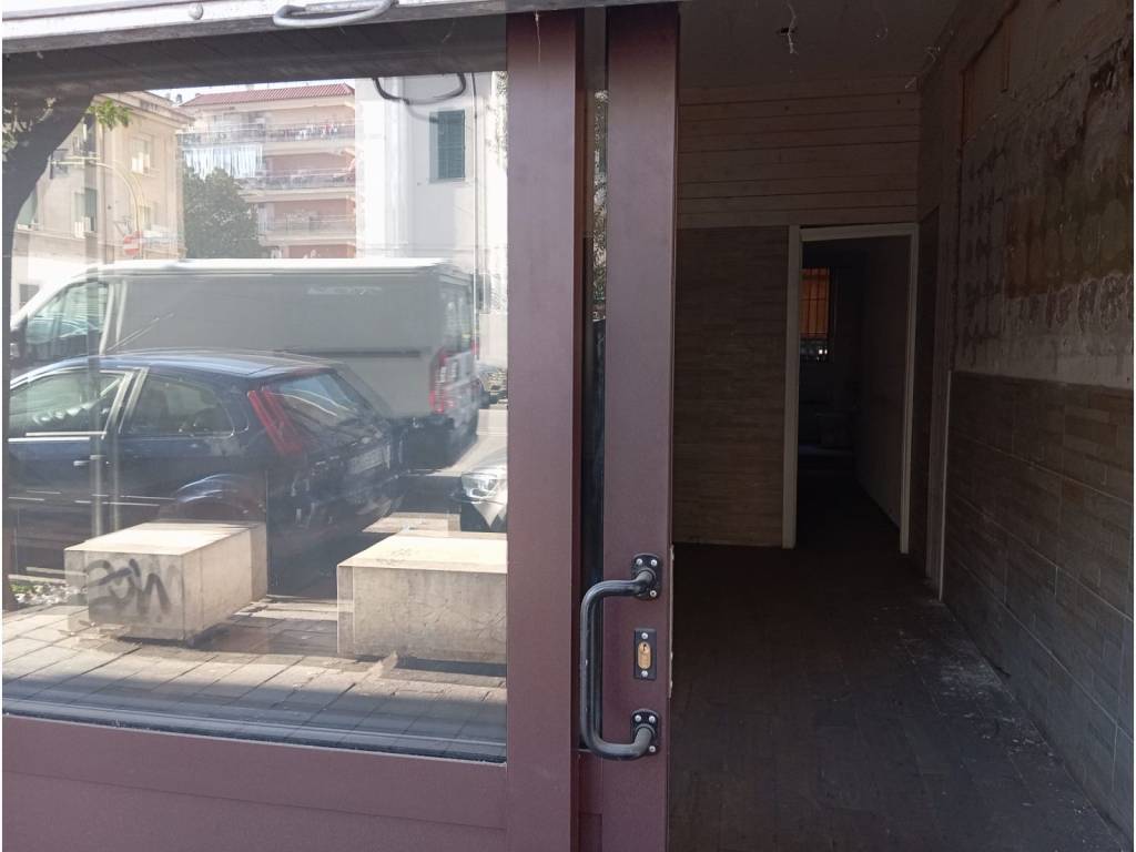 negozio in affitto a Roma in zona Prenestino-Centocelle