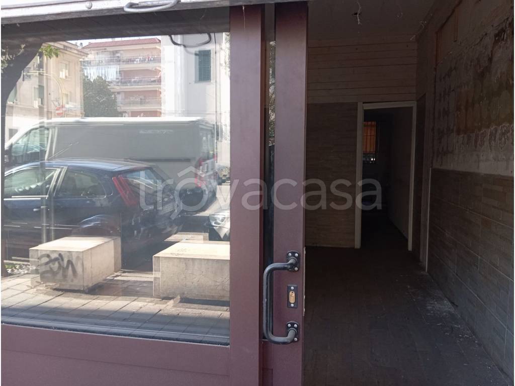 negozio in affitto a Roma in zona Prenestino-Labicano