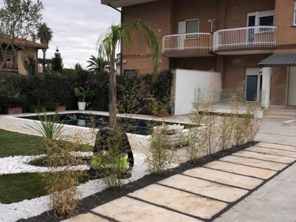 casa indipendente in affitto a Roma in zona Axa