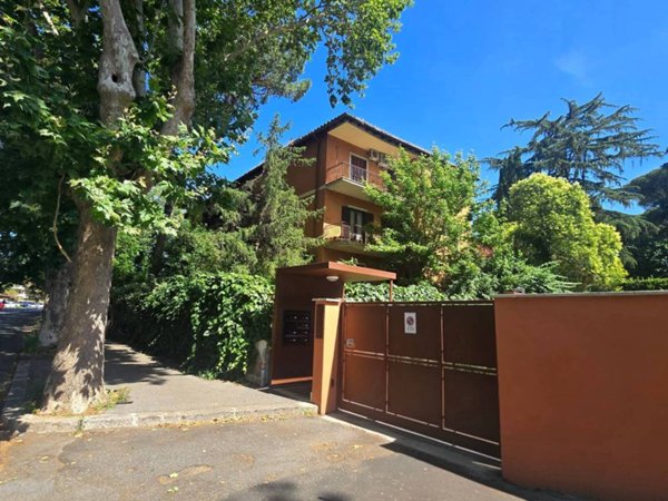 appartamento in affitto a Roma in zona San Saba - Ripa