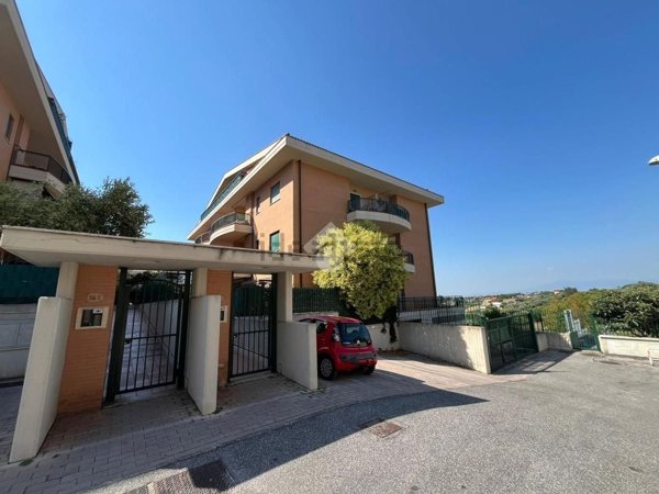 appartamento in affitto a Roma in zona Casal Morena