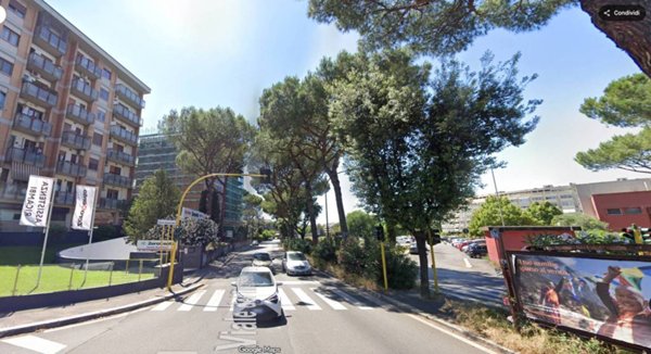 negozio in affitto a Roma in zona Ardeatino