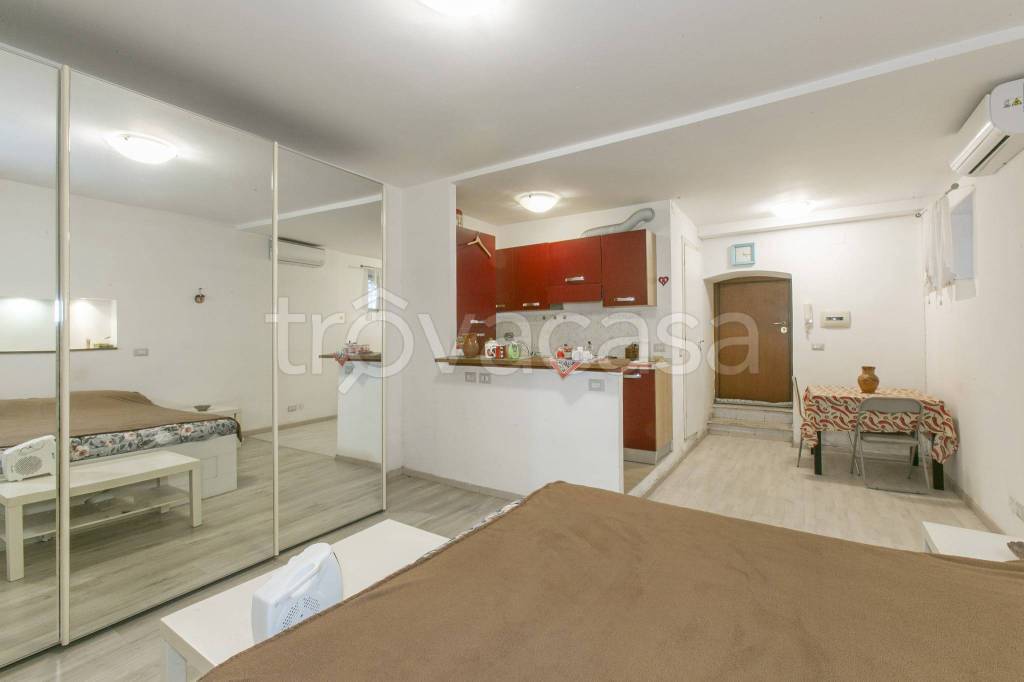 appartamento in affitto a Roma in zona Appio Latino