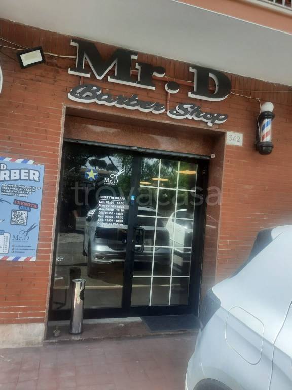negozio in affitto a Roma in zona Appio Pignatelli