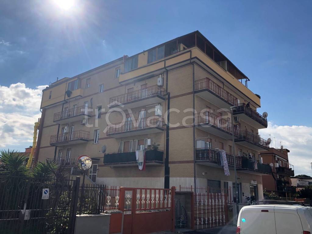 appartamento in affitto a Roma in zona Dragona/Bagnoletto
