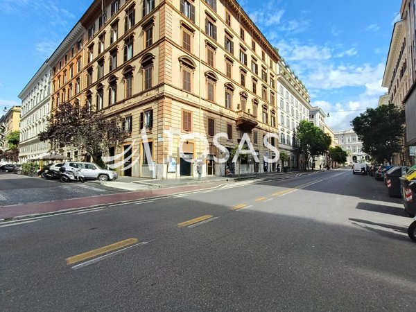 locale commerciale in affitto a Roma in zona Rione Prati