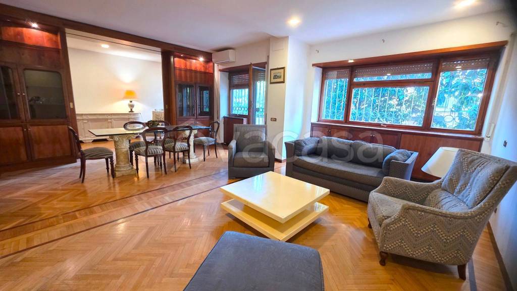 appartamento in affitto a Roma in zona EUR