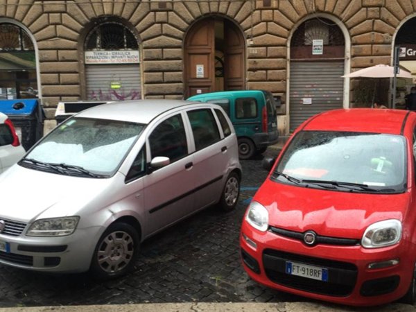 negozio in affitto a Roma in zona Rione Monti/Campitelli
